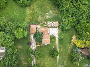 9140 Forest Dr, Fairview Heights, IL 62208