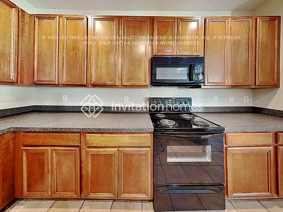 3rd image of 13851 Carolina Laurel Dr