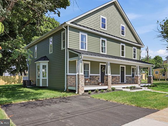 2nd image of 238 Blue Ridge Ave