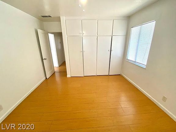 5th image of 1081 Canosa Ave
