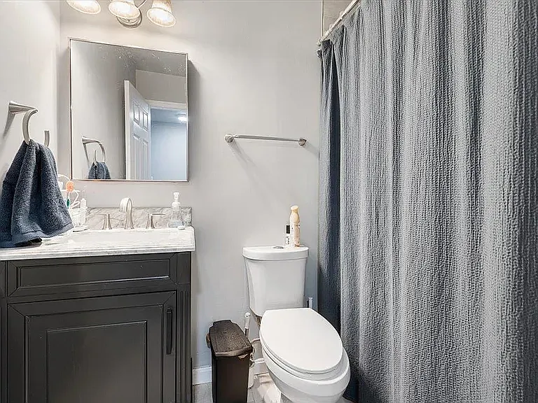 1780 Liberty Ln #C32 — Photo 16