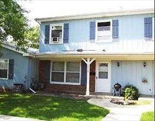 1st image of 1307 Kingsbury Dr Unit C