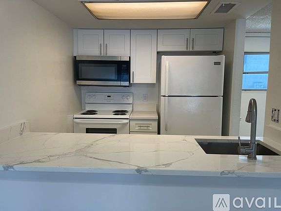 4th image of 4861 W McElroy Ave #G104
