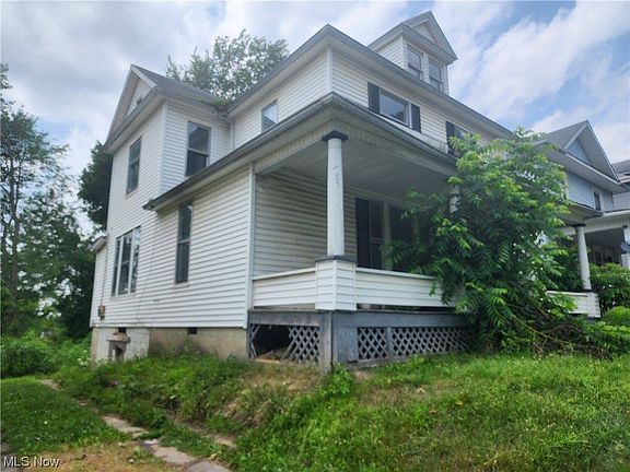 2nd image of 419 N 9th St
