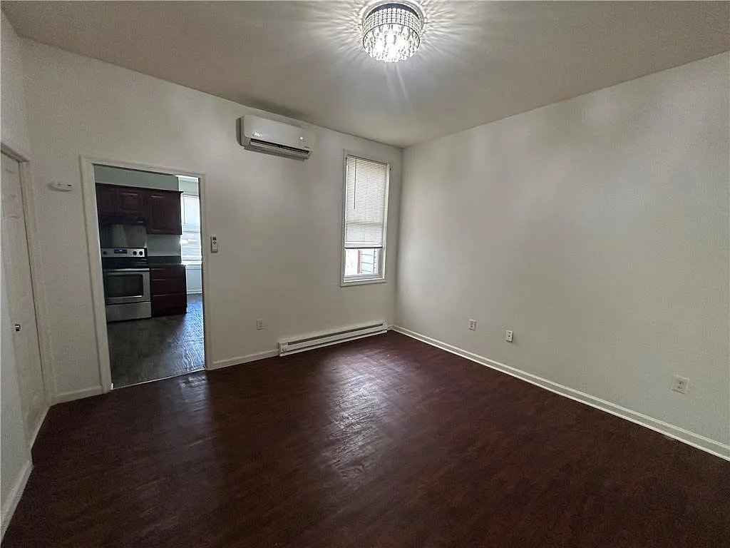 1 bed, 1.0 bath, 800 sqft, $1,295 — Photo 4