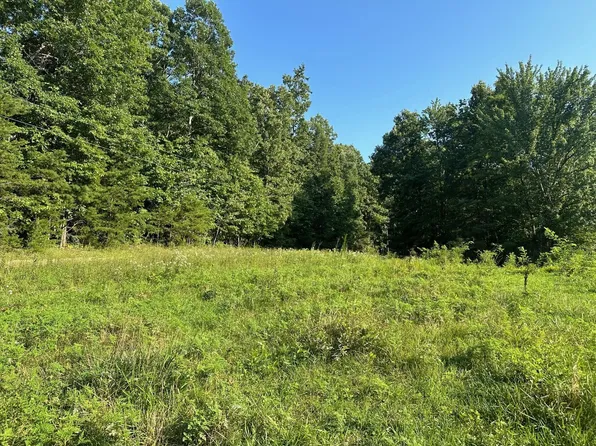 3 Prater Rd Unit 3, Pikeville, TN 37367