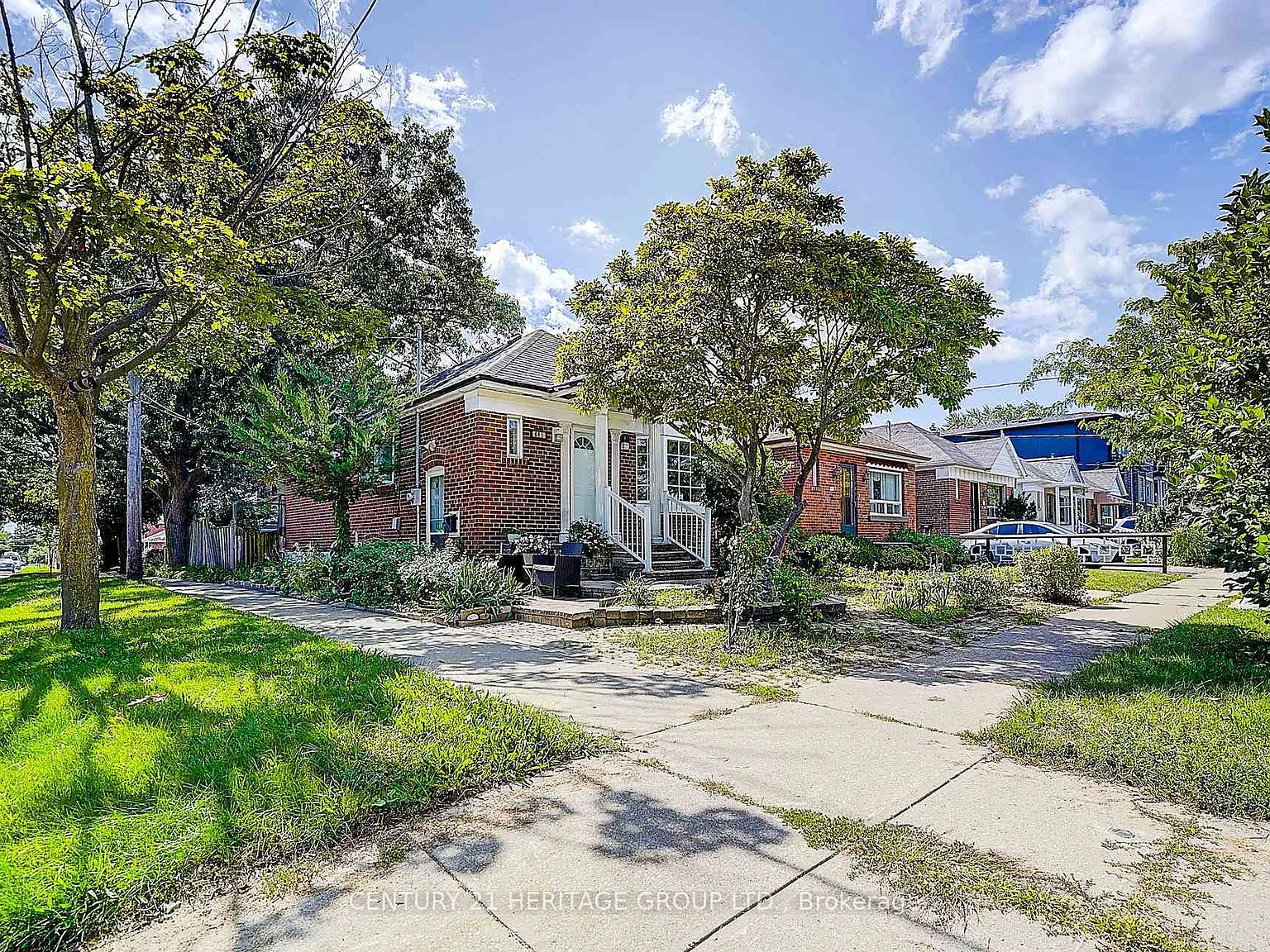 2 bed, $2,800 — Photo 1