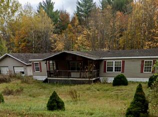 320 Fox Farm Rd, Plattsburgh, NY 12901
