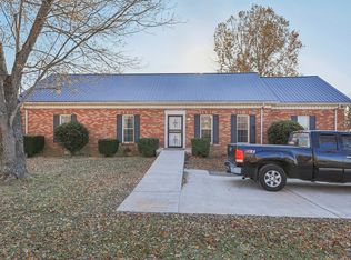 582 Murrell Rd, Dickson, TN 37055