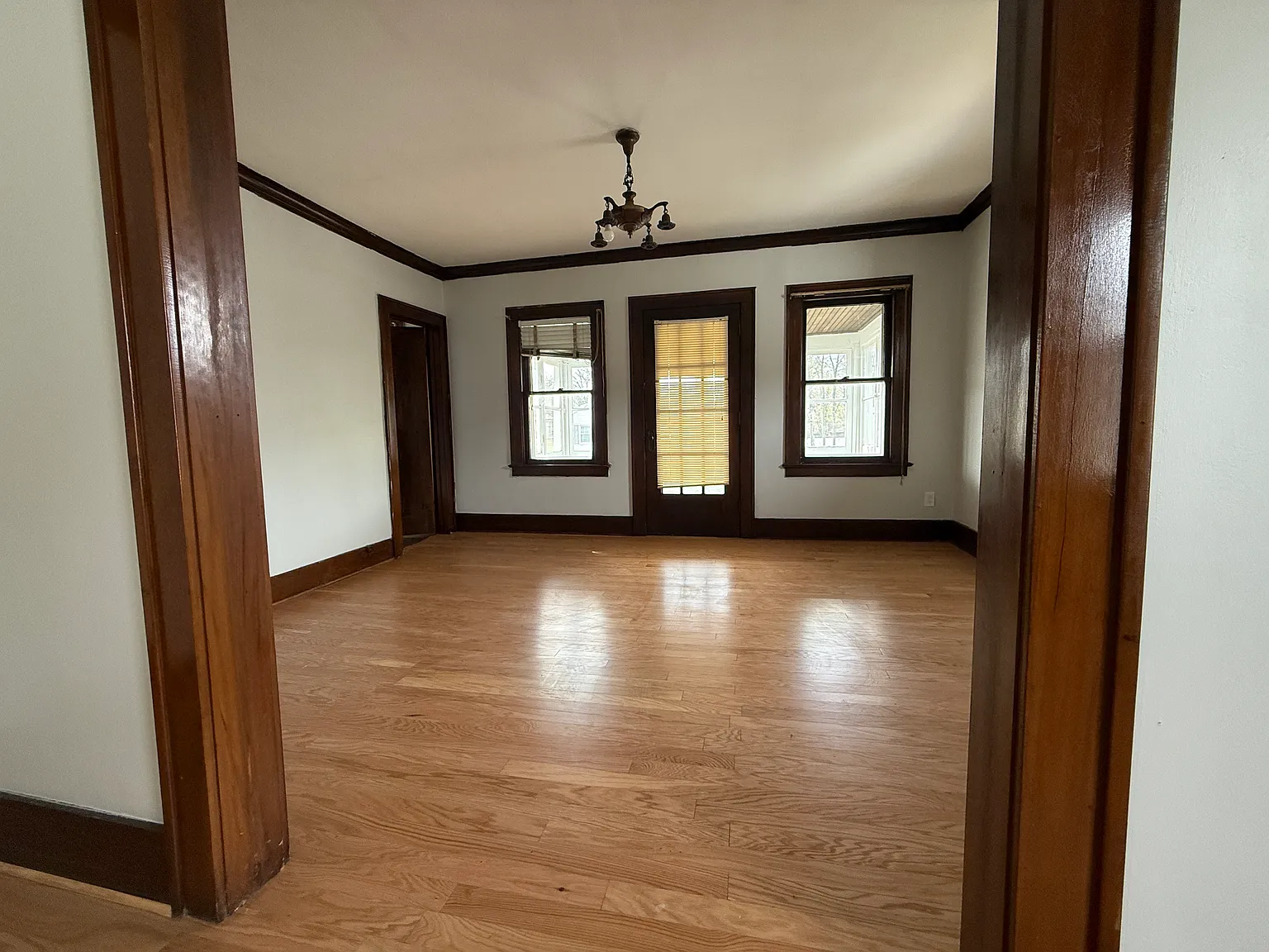 2 bed, 1179 sqft, $1,470 — Photo 4