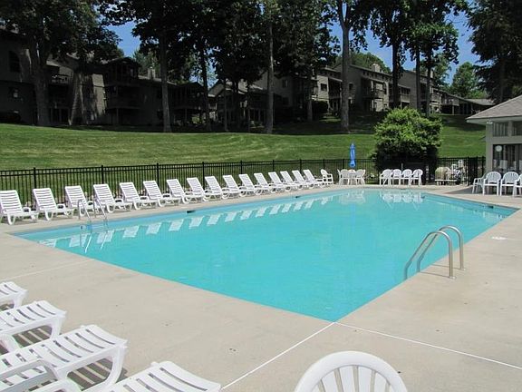 2nd image of 349 Shoreline Marina Cir Unit 205
