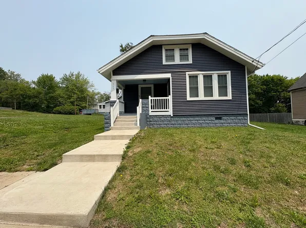 903 E Behrends Ave, Peoria, IL 61603