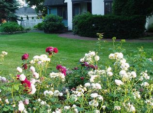 3388 Norwood Rd, Shaker Heights, OH 44122