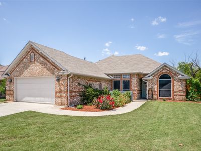 117 N Point Dr, Krum, TX, 76249