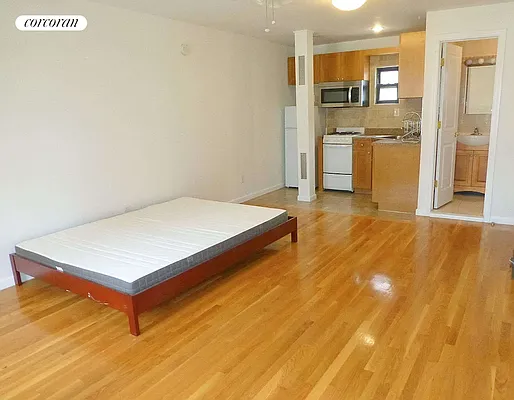 Rented by Corcoran | media 17