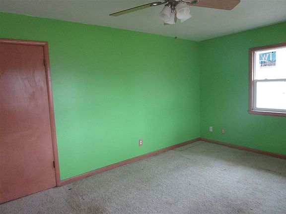 5th image of 5374 Crestdale Dr