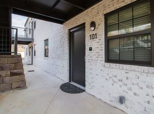 Spring Garden Station - Luxury Student Living, Greensboro, NC 27403