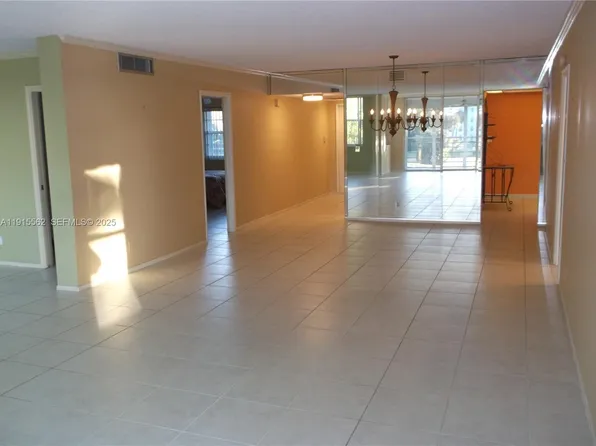 805 Cypress Blvd APT 309, Pompano Beach, FL 33069