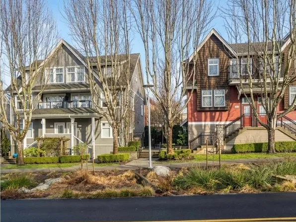 2268 Saint George St, Vancouver, BC V5T 3R2