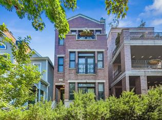 821 W Wrightwood Ave #2, Chicago, IL 60614