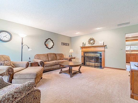4th image of 13823 W Shady Ln
