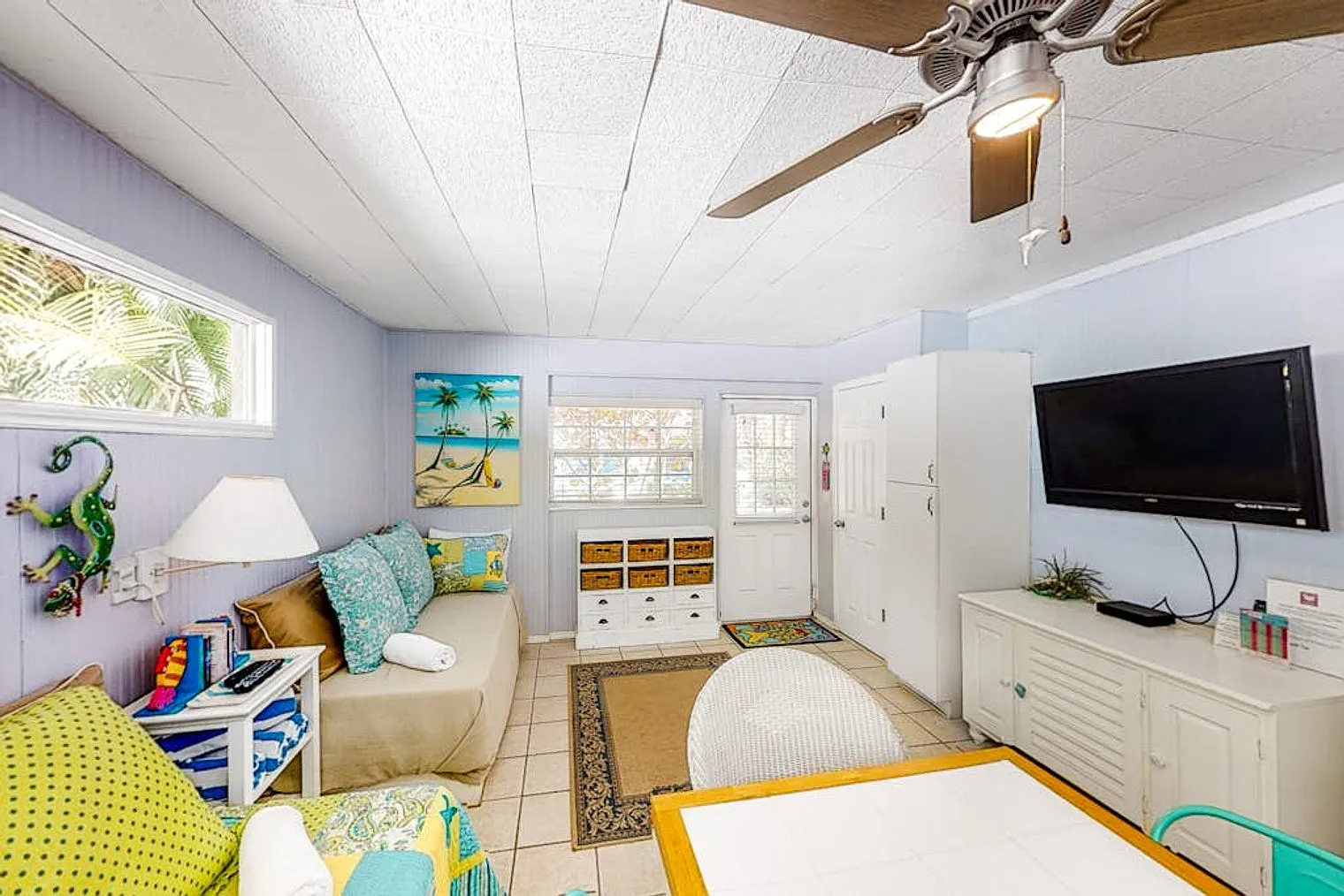 1 bed, 1.0 bath, 484 sqft, $2,418 — Photo 2
