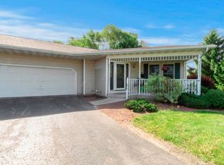 1180 Blooming Field Dr #201, Whitewater, WI 53190