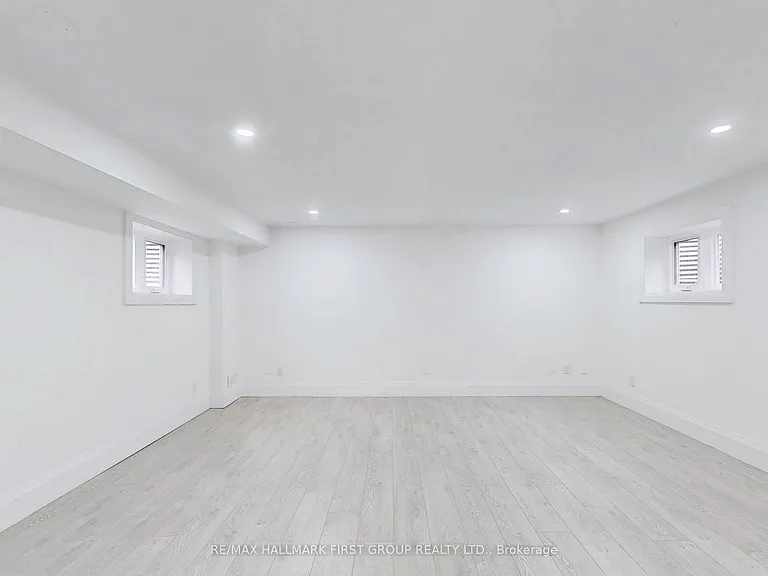 1 Bramwell Dr — Photo 5
