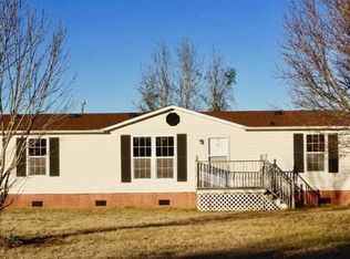 104 Paula Rd, New Bern, NC 28562