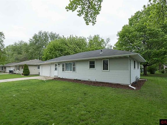 2nd image of 152 E Welcome Ave