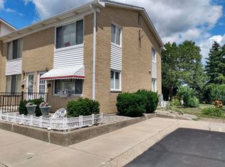 50122 Helfer Blvd, Wixom, MI 48393