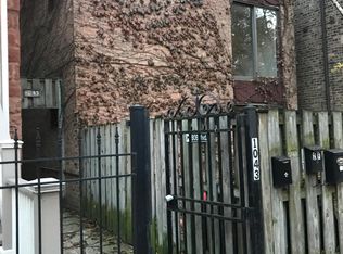 1043 W Oakdale Ave, Chicago, IL 60657