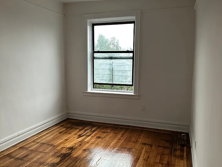 226 Kimberly Pl #6D — Photo 2