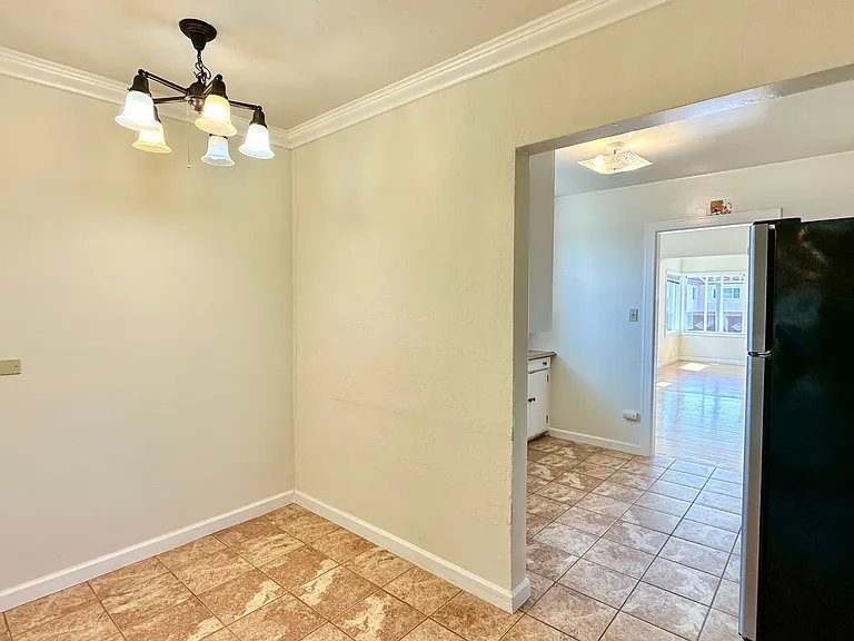 1426 Liberty St — Photo 14
