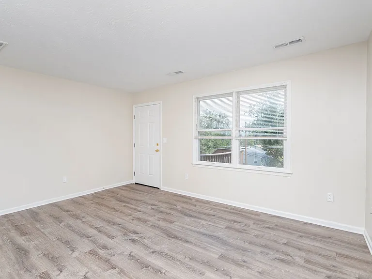 815 Western Rd #3 — Photo 8