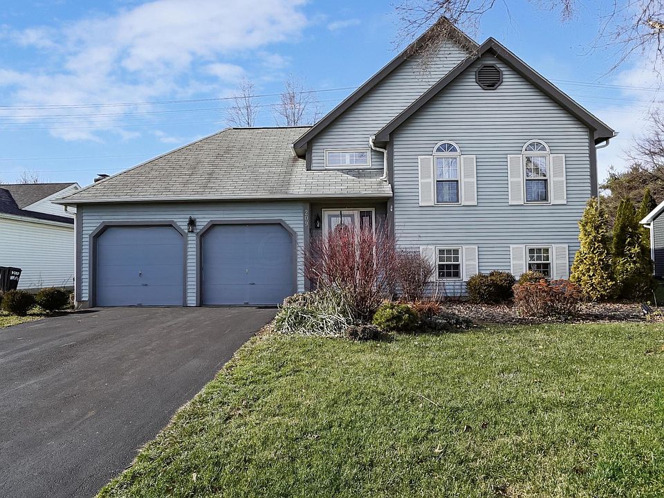 1st image of 209 Needlewood Ln