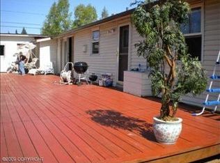 1510 Ermine St, Anchorage, AK 99504