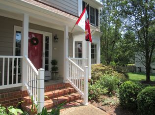 6001 Chestnut Hill Dr, Glen Allen, VA 23059