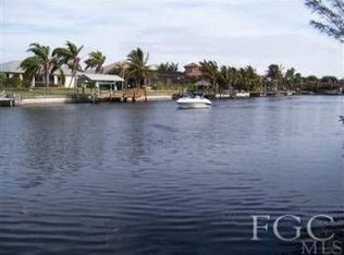 2537 SW 37th St, Cape Coral, FL 33914