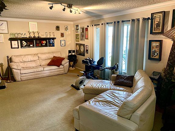 4th image of 12006 Agana St