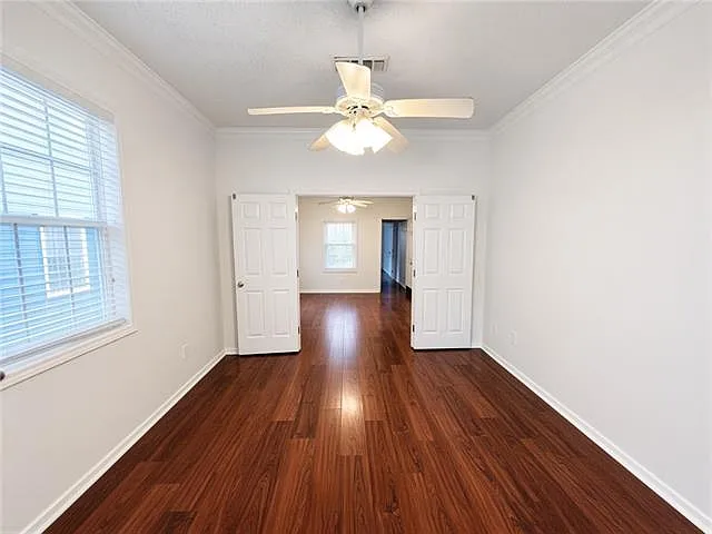2 bed, 1.0 bath, 900 sqft, $1,550 — Photo 3