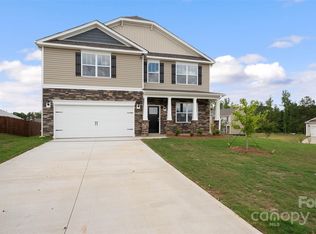 172 Lance Forest Rd, Fletcher, NC 28732