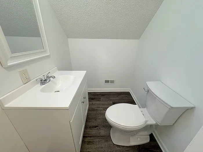 516 Homestead Ave — Photo 43
