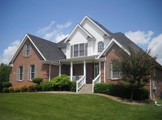 543 Navaho Rd, Shelbyville, KY 40065