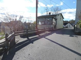 10 Light St, Lebanon, NH 03766