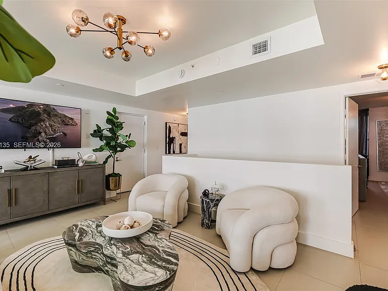 6000 Collins Ave #523 — Photo 27