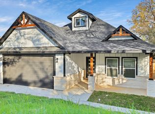 2952 Pearl Ave, Fort Worth, TX 76106