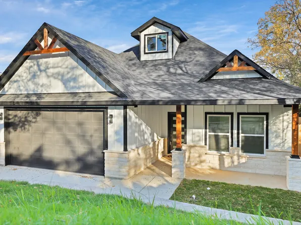 2952 Pearl Ave, Fort Worth, TX 76106