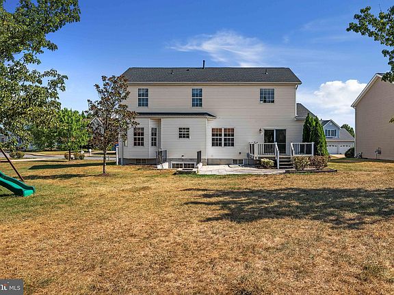 2nd image of 113 Jutland Ct