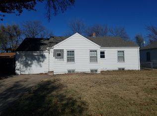 2110 E Mesita Dr, Wichita, KS 67211